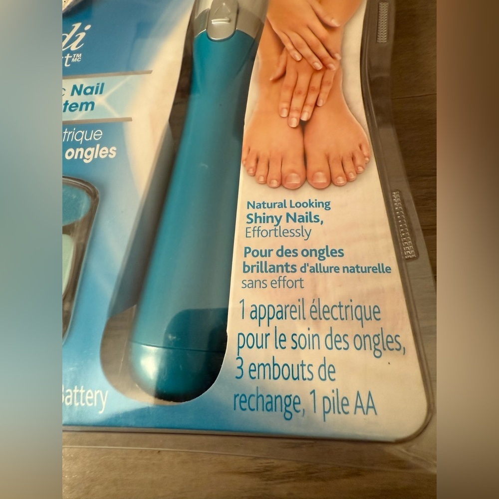 Amopé Pedi Perfect Electronic Nail Care System 3 Refills New Battery Operated - Picture 2 of 6